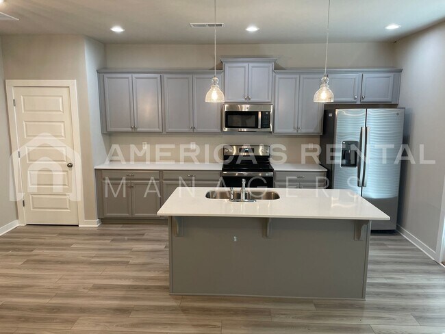 Building Photo - 289 Buckhorn Cir