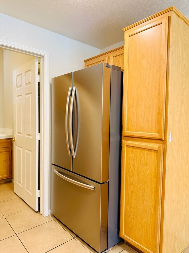 Building Photo - Immaculate and Inviting Two-Story Condo in Lone Mountain Available! 1/2 OFF THE FIRST FULL MONTH'...