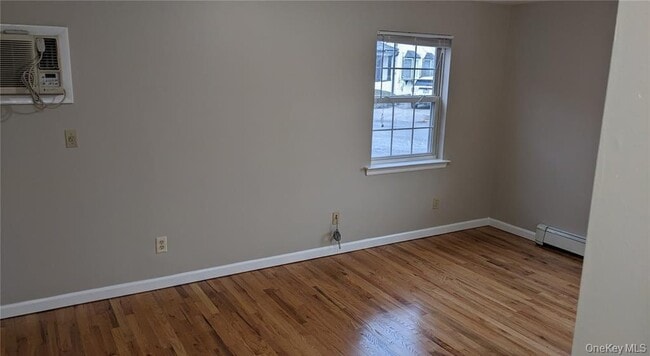 Building Photo - 16 Nelson Ave