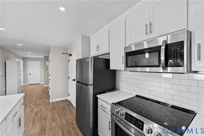 Building Photo - 1420 Ewing Pk Lp