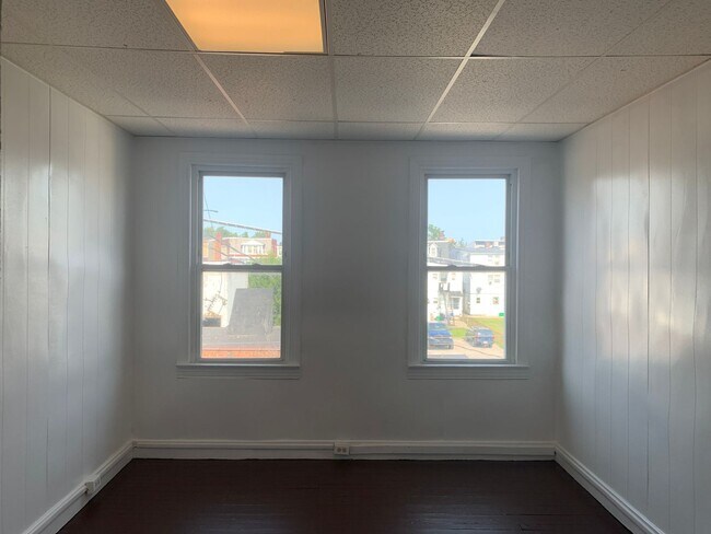 Building Photo - Future Rental-York City-4 Bedroom 1 Bath House