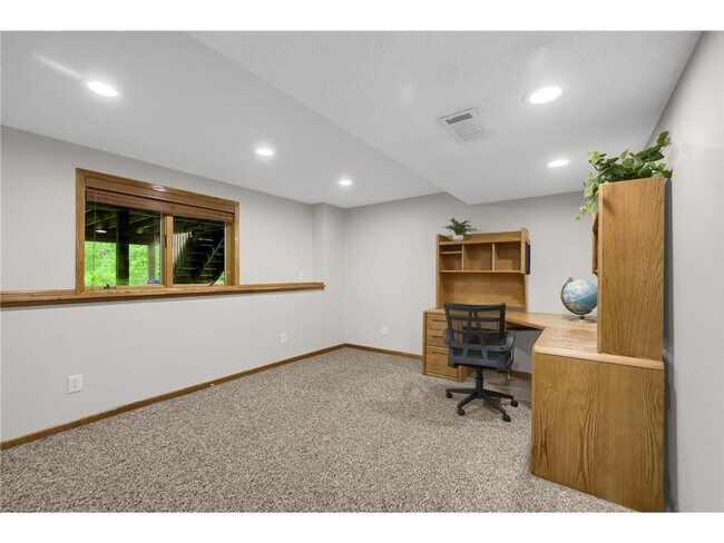 Building Photo - 3759 Greensboro Dr