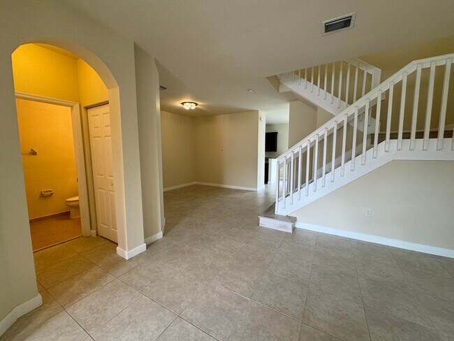 Building Photo - 3317 W 90th St