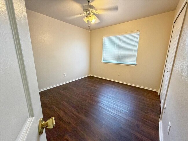 Building Photo - 1114 Black Locust Drive West