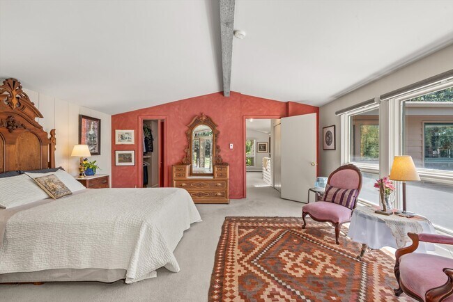 Building Photo - 15 Terrace Dr