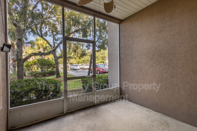 Building Photo - 9777 Summer Grove Way W