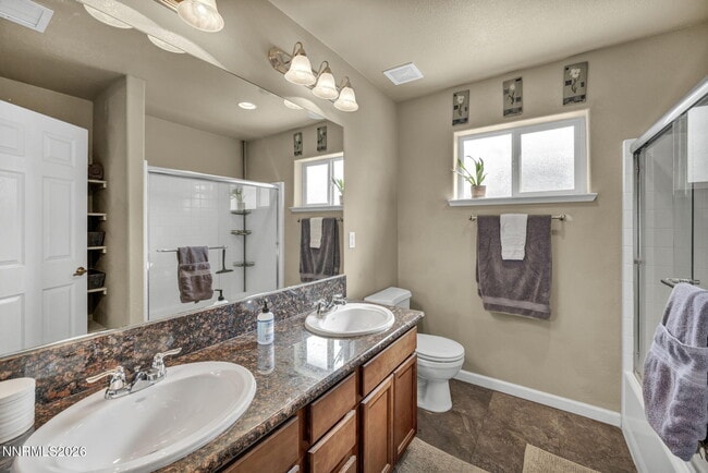 Building Photo - 3680 Coastal St