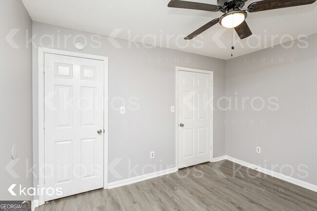 Building Photo - 120 Deer Pkwy