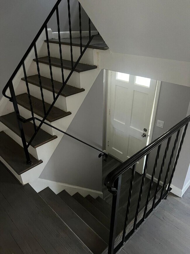 Interior Photo - Wallingford Ventures 286 LLC