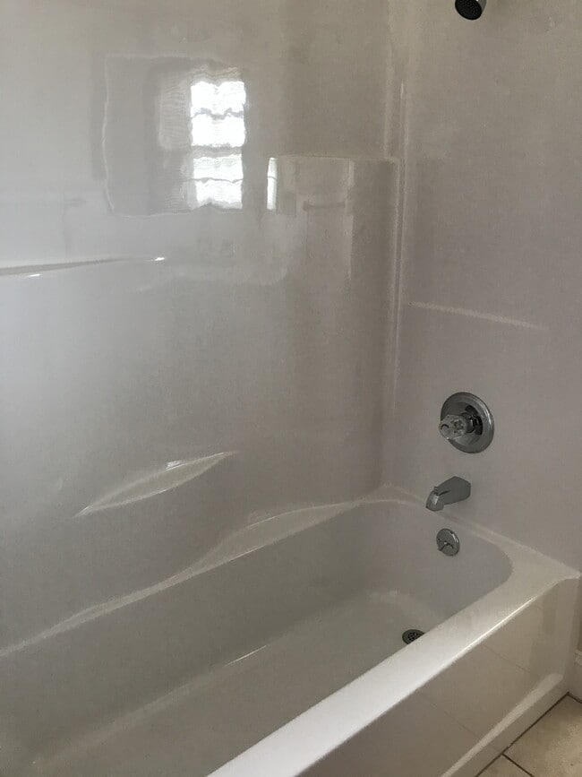 Building Photo - 3 bed 1.5 bath home in Coloma!