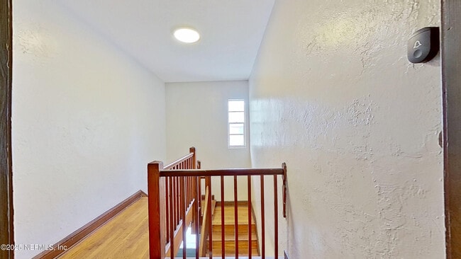 Building Photo - 1305 Lasalle St