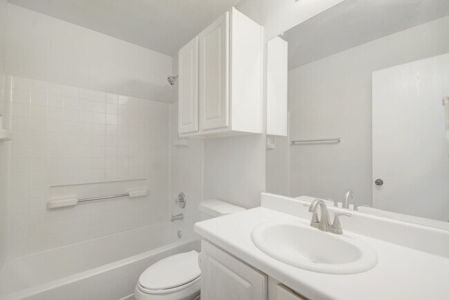 Building Photo - 117 Pheasant Trl