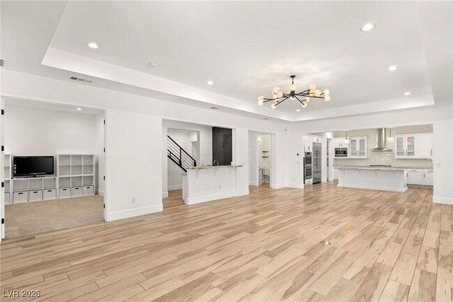 Building Photo - 4039 Villa Rafael Dr