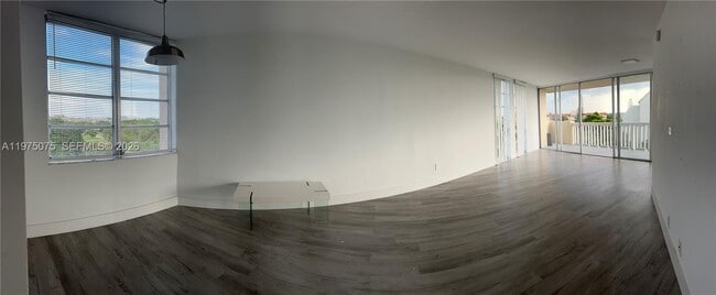 Building Photo - 6921 Environ Blvd