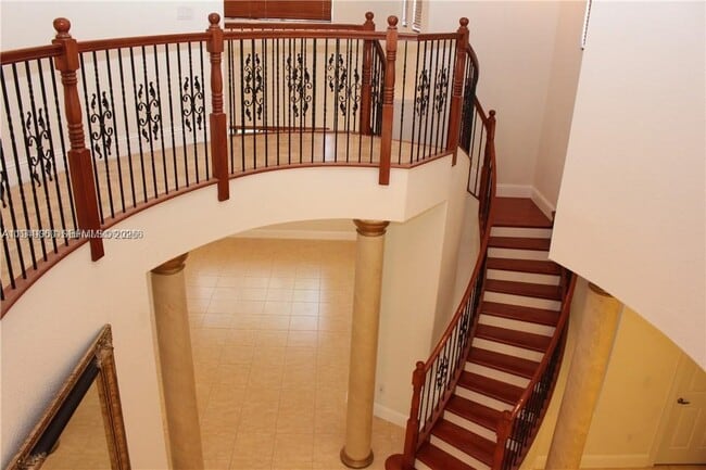 Building Photo - 19383 SW 79th Ave