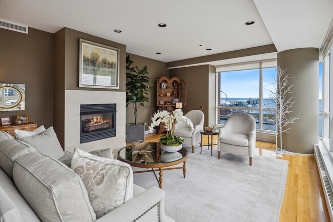 Building Photo - 445 E North Water St