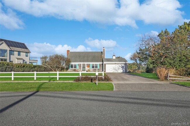 Building Photo - 170 Beach Ln