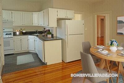 Building Photo - 339 Beacon St