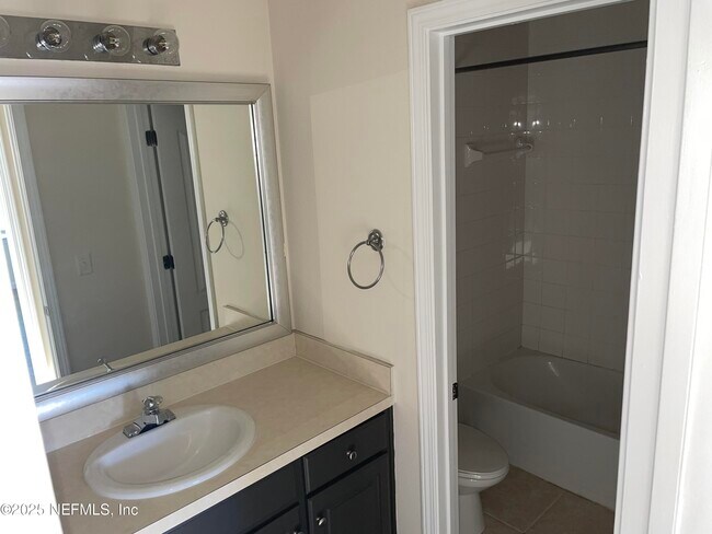 Building Photo - 3750 Silver Bluff Blvd