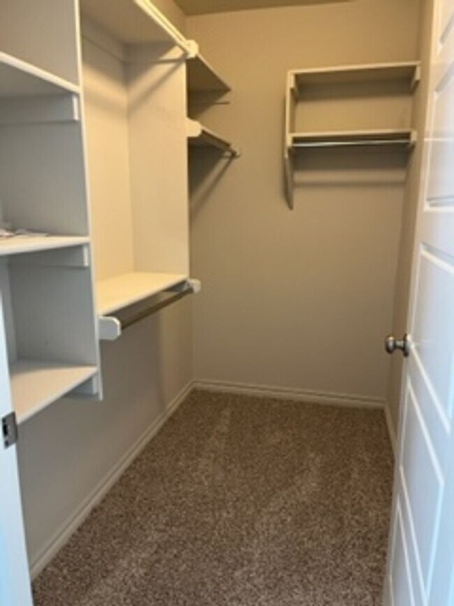 Building Photo - 1st Month Free!