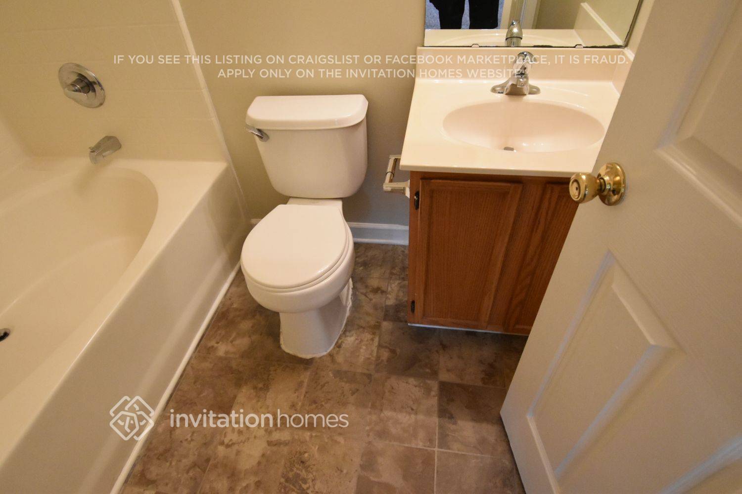 Building Photo - 2551 Captains Watch Rd NE