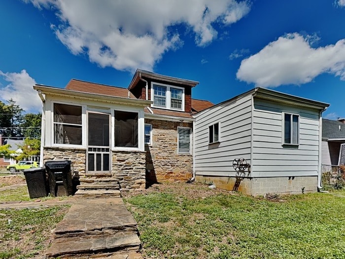 Building Photo - 3609 Kenmar Rd