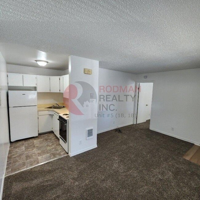 Building Photo - Marjo Apartments