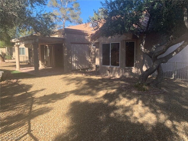 Building Photo - 9113 Grayling Dr