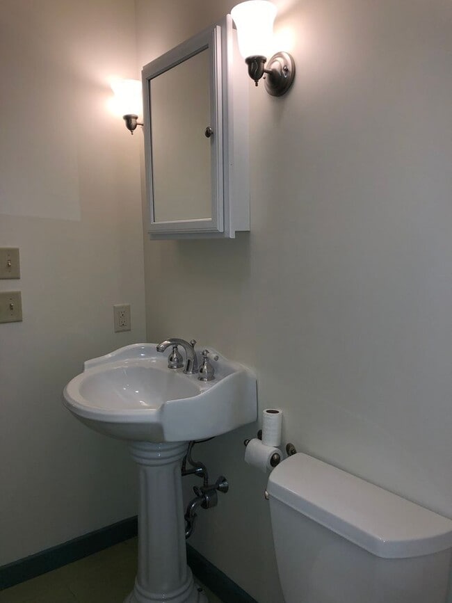 Building Photo - White Sulphur, LLC 165