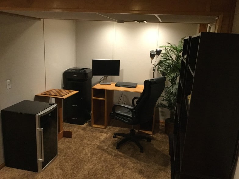 Building Photo - 9833 Timbers Dr