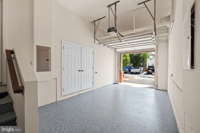 Building Photo - 42612 Hardage Terrace