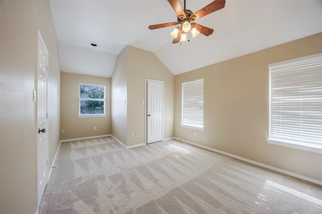 Building Photo - 2739 Middleton Dr