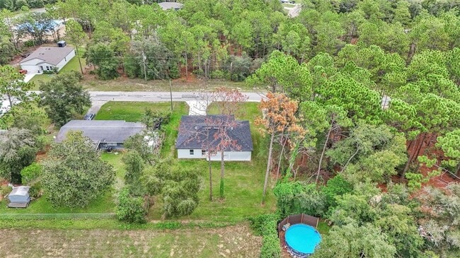 Building Photo - 7911 N Pocono Dr