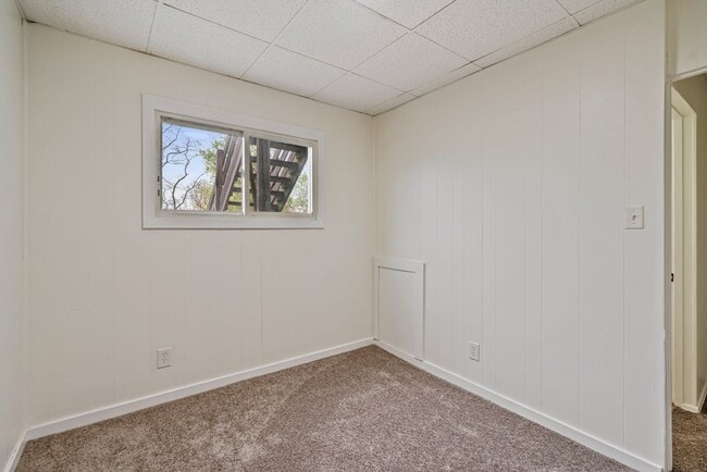 Building Photo - 641 Sixth St