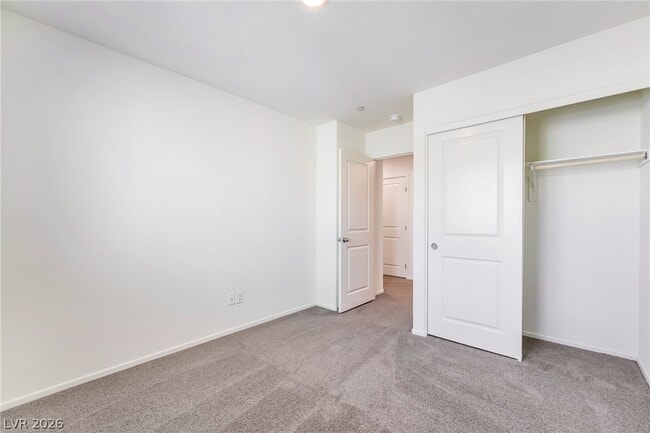 Building Photo - 7483 Coastal Ledge St