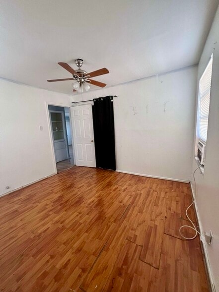 Building Photo - 2248 Riverview Dr