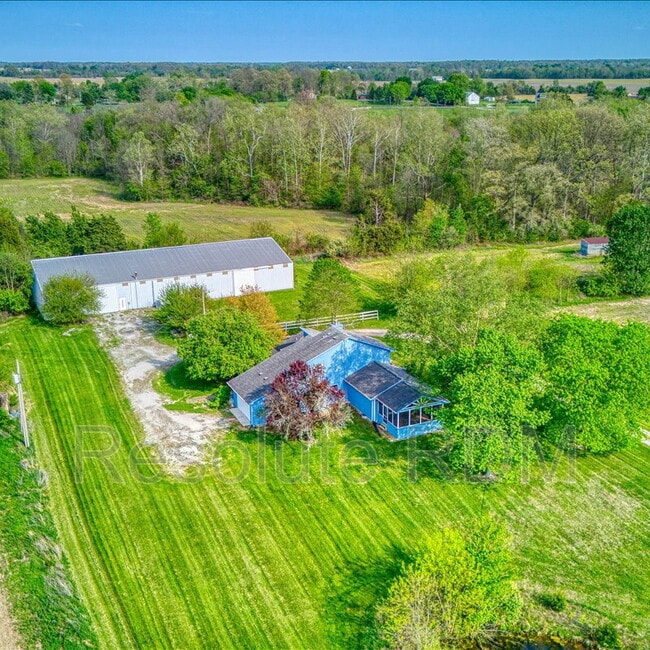 Building Photo - 12001 E 300 S