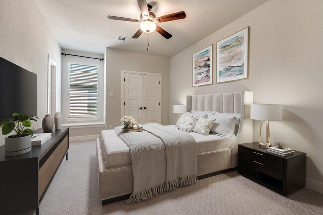 Building Photo - 8202 Laflin Ln