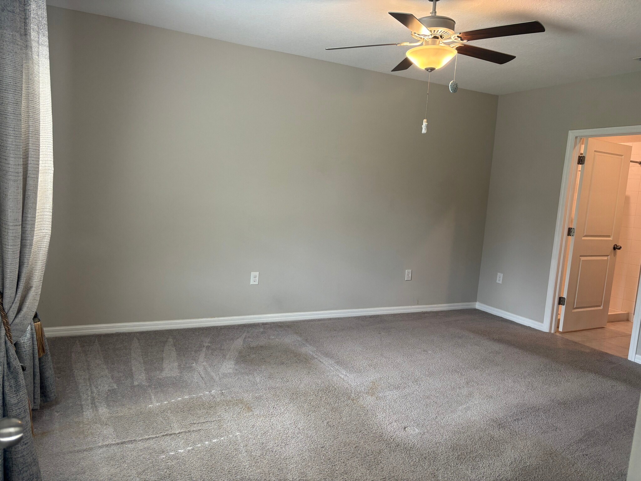 Building Photo - 9663 Channing Hill Dr