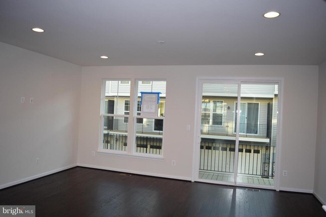 Building Photo - 8932 Dahlgren Ridge Rd