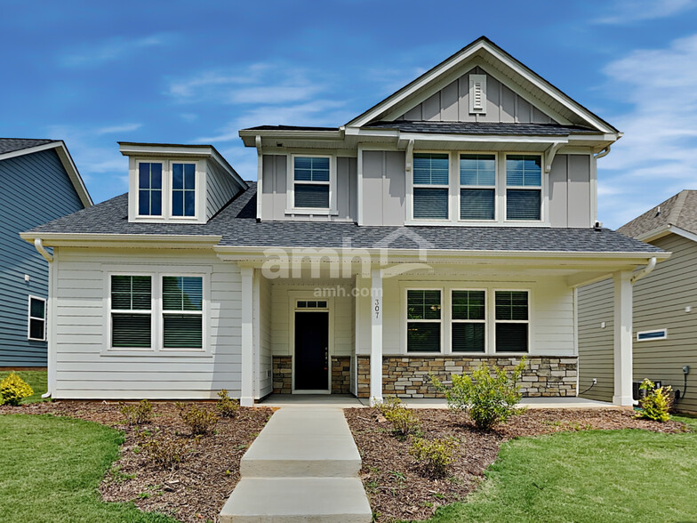 Primary Photo - 307 Stowe Rd