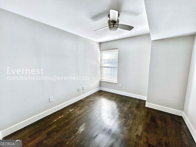 Building Photo - 199 14th St NE