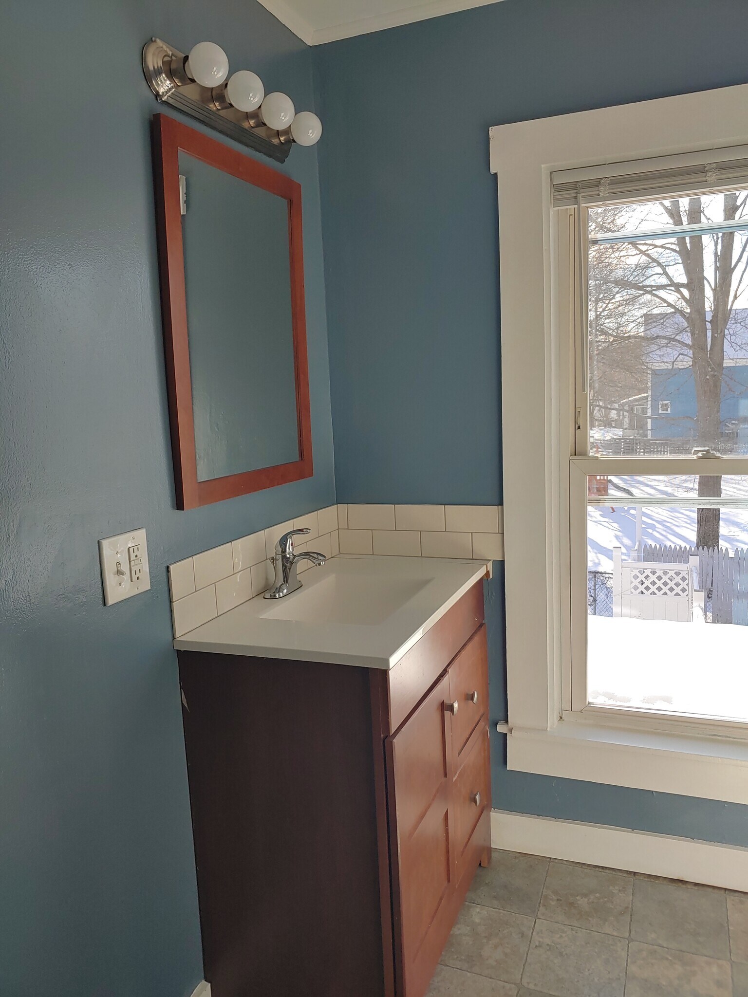 Building Photo - 20 Allen St