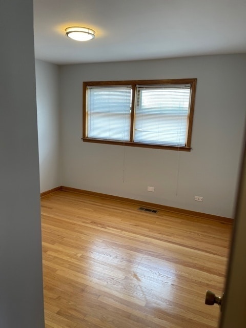 Building Photo - 4570 N Narragansett Ave