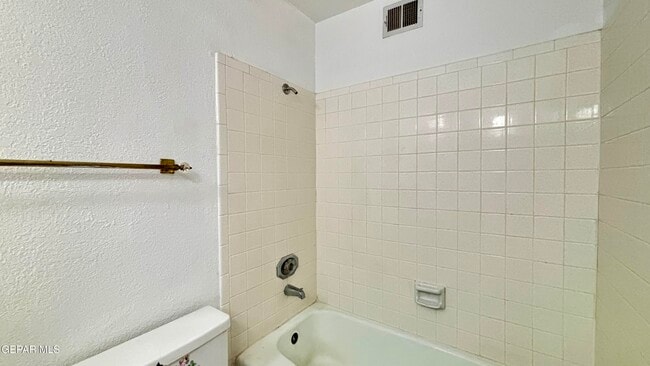 Building Photo - 4705 Frankfort Ave
