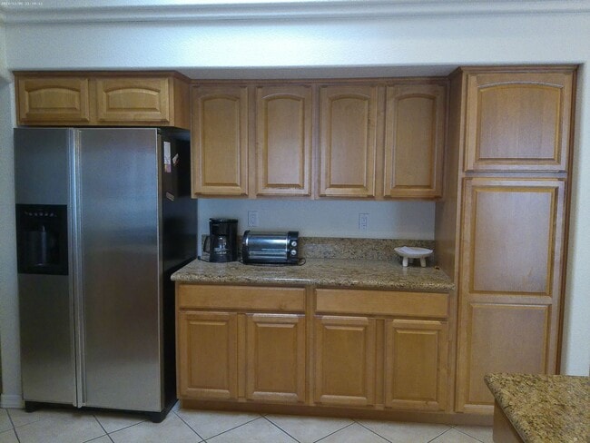 Building Photo - 2910 Swirl Dr