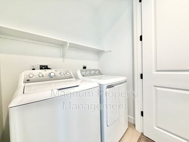 Building Photo - 29561 Monarch Rd