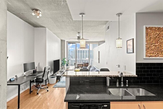 Building Photo - 860 Peachtree St NE