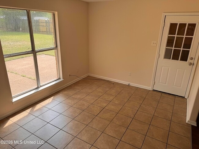 Building Photo - 6270 Shady Glen Cove