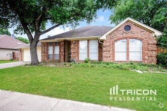 Building Photo - 1408 Sylvia Dr